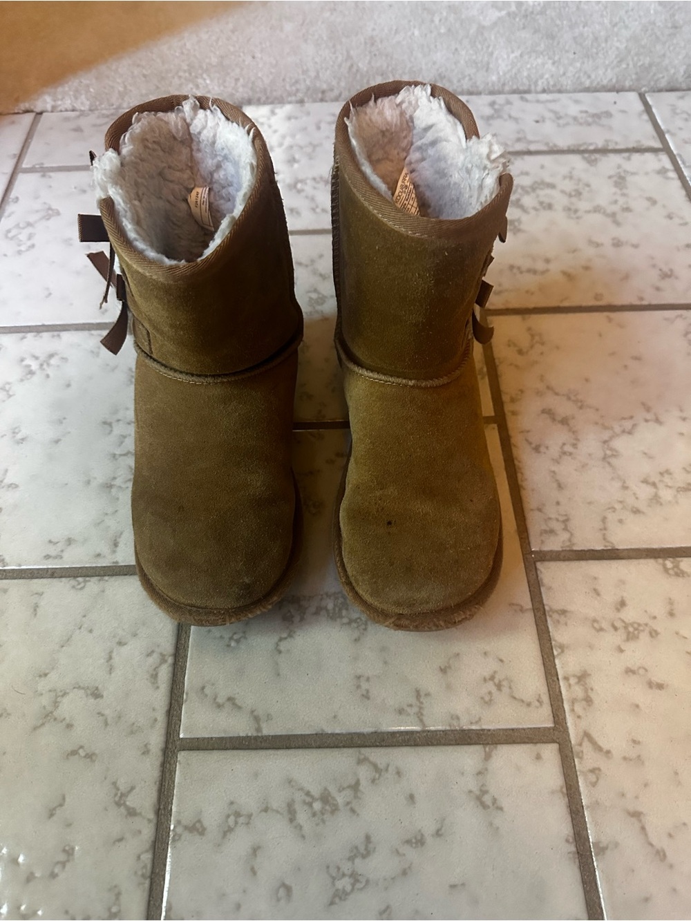 Girls Koolaburra by Ugg Boots Size 2